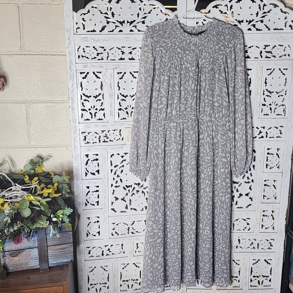Ann Taylor Gray Animal Print Poly Long Sleeve Smocked Neck Midi Flare Dress Sz S